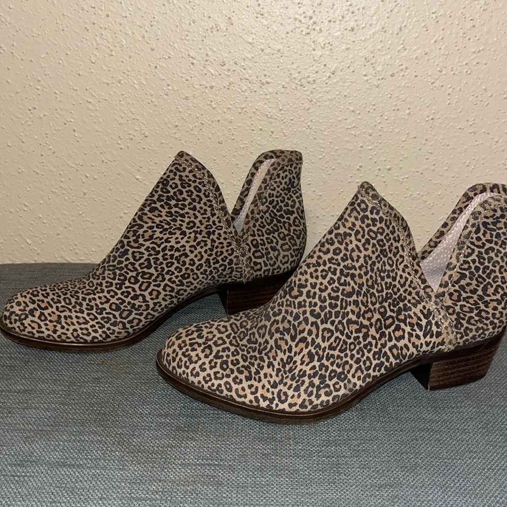 Sz 6 Lucky Brand Baley 2 Leopard Split Shaft Ankle Boots - Picture 5 of 16